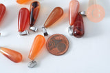 Pendentif goutte cornaline naturelle roulée acier platine 30mm, x1 (G6169)