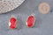 Pendentif hexagone jade naturel rouge laiton doré 25mm, x1 (G1870)