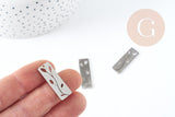 Pendentif médaille rectangle fleur acier 201 inoxydable argenté 28mm, x1 (G9130)
