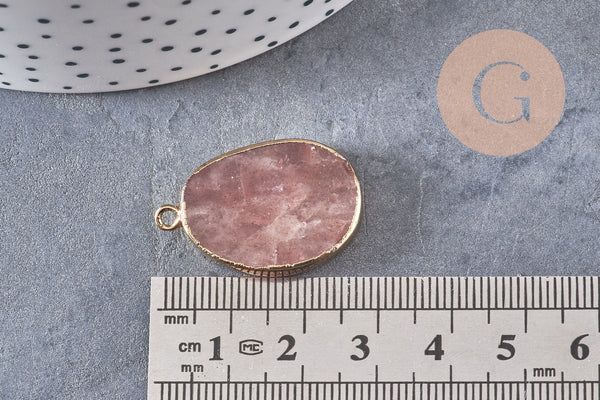 Pendentif ovale quartz fraise fer doré 28mm, x1 (G1138)