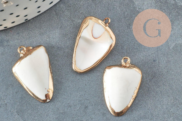 Pendentif pointe coquillage blanc laiton doré 30-40mm, x1 (G7096)