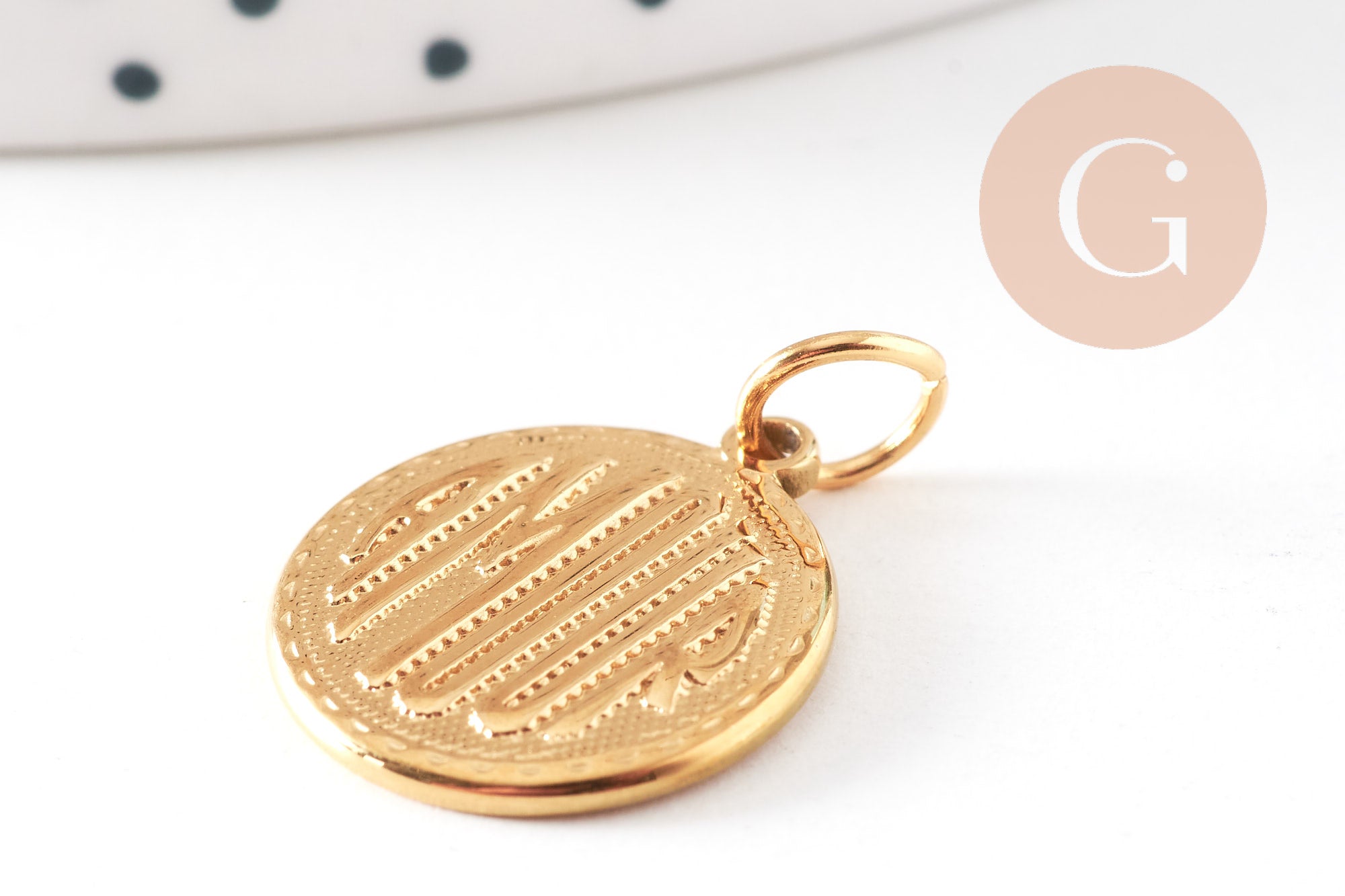Pendentif rond Amour acier inoxydable 304 doré 18mm, x1 (G10798)