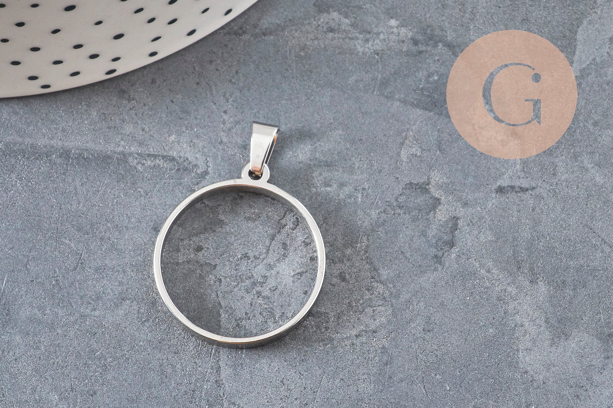 Stainless steel 304 round flat pendant with open back, platinum colored, 28mm, x1 (G11187)