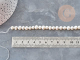 Perle Ronde eau douce naturelle blanc 6~8mm, perle de culture , fil de 17cm, x1 (G9149)
