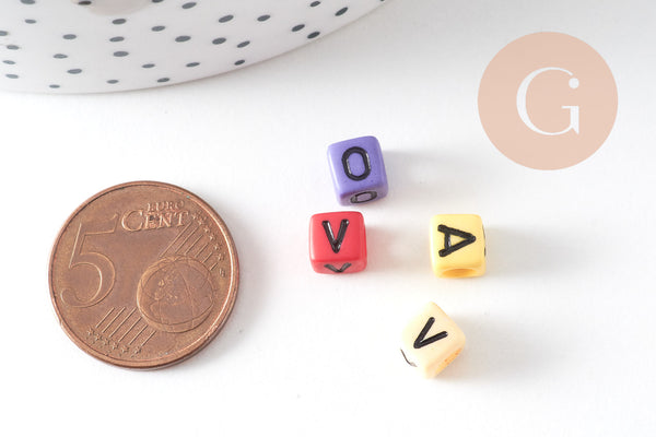 Perle carré Lettre Alphabet plastique multicolore,perle plastique, création bracelet mots,6mm, x 10gr (G1787)