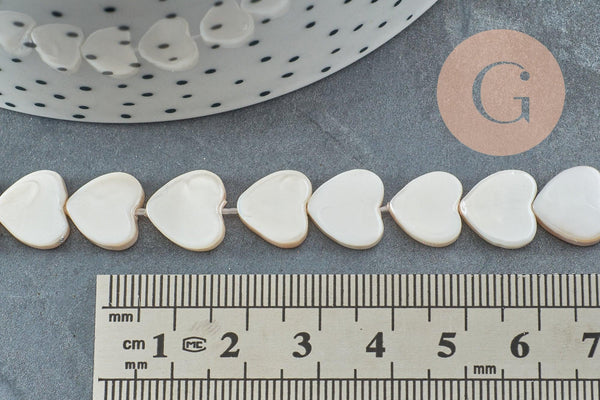 Perle coeur nacre blanche naturelle 10mm , x1 fil de 40cm (G5849)