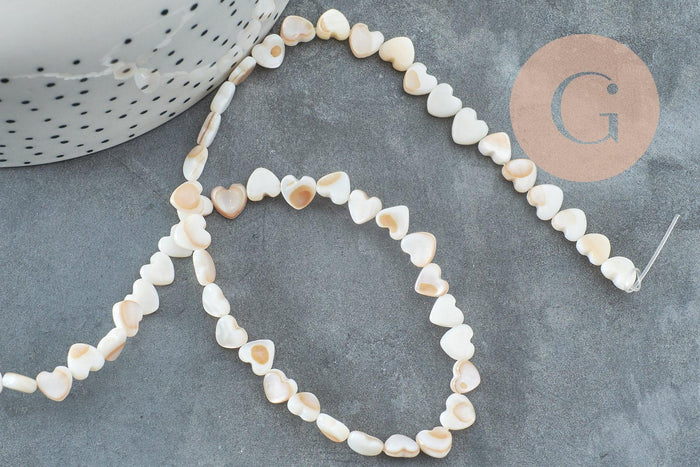 Perle coeur nacre blanche naturelle 6mm ,perle coeur nacre,coquillage blanc, fil de 39cm, x1 (G5862)