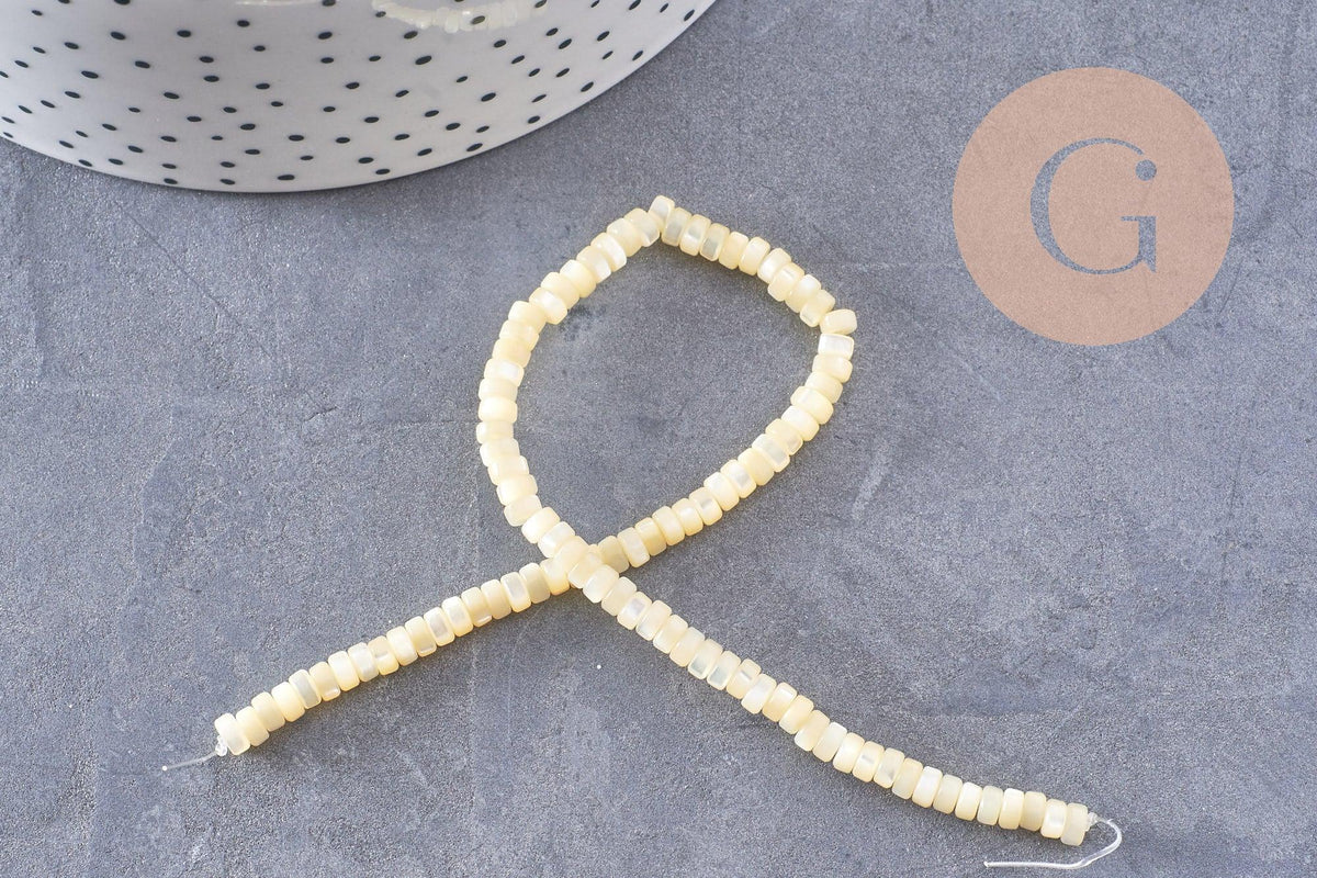 Perle heishi nacre naturelle jaune pastel, perle tube coquillage coloré,2x4mm, fil de 20cm, x1 (G4476)