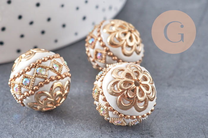 Perle indonesienne polymère blanc strass et zamac doré 19.5mm,création bijou ethnique exotique, x1 (G5907)