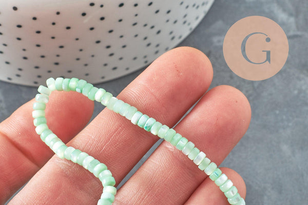 Perle nacre naturelle heishi vert pastel,tube coquillage coloré,perle coquillage,2x4mm, le fil de 20 cm, x1 (G5129)