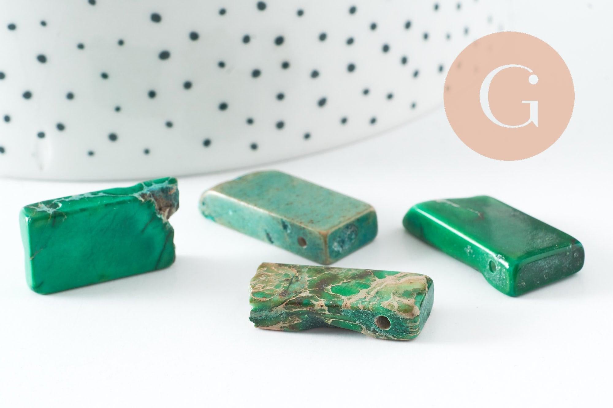 Perle rectangulaire regalite verte teintée naturelle pour creation de bijoux en pierre naturelle, X2 G3446