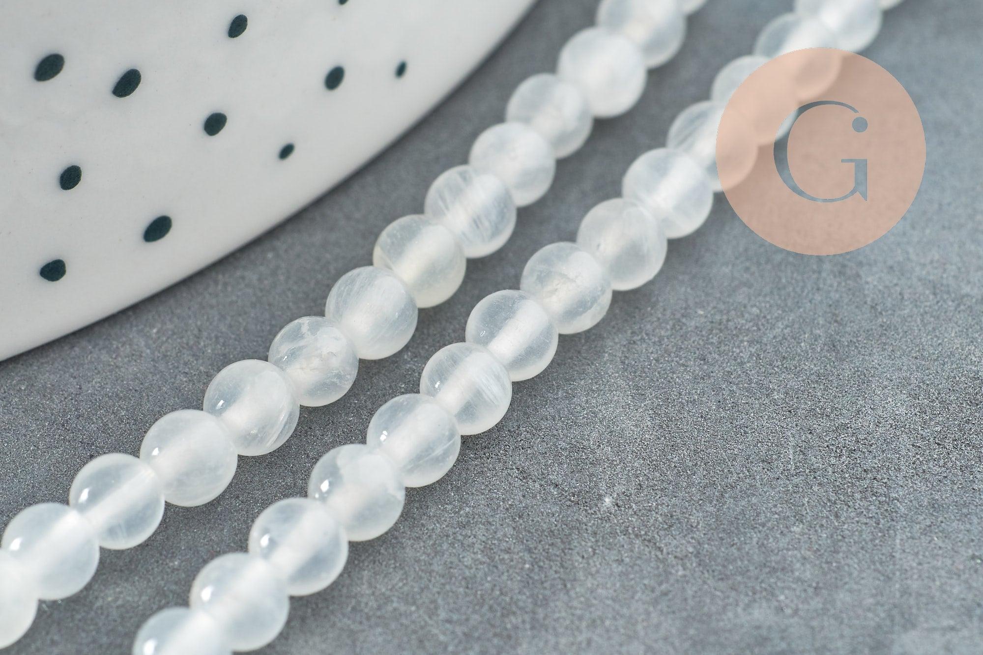 Perle ronde selenite naturelle 4mm x1 fil de 41cm (G4381)