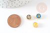 Perle ronde zamac doré initiale émail multicolore 8mm, x1 (G4296)