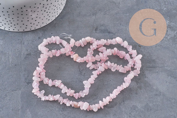 Natural rose quartz chip beads 90cm strand, x1 (G2107)