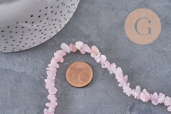 Natural rose quartz chip beads 90cm strand, x1 (G2107)