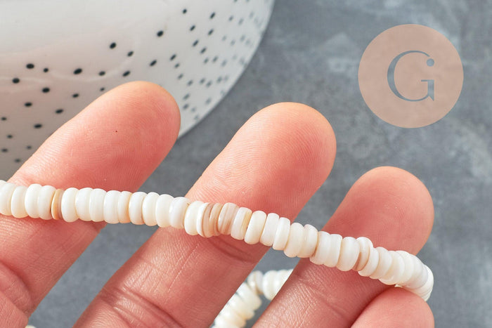 Perles coquillage blanc naturel heishi 5-6mm, fil de 40cm x1 (G1814)