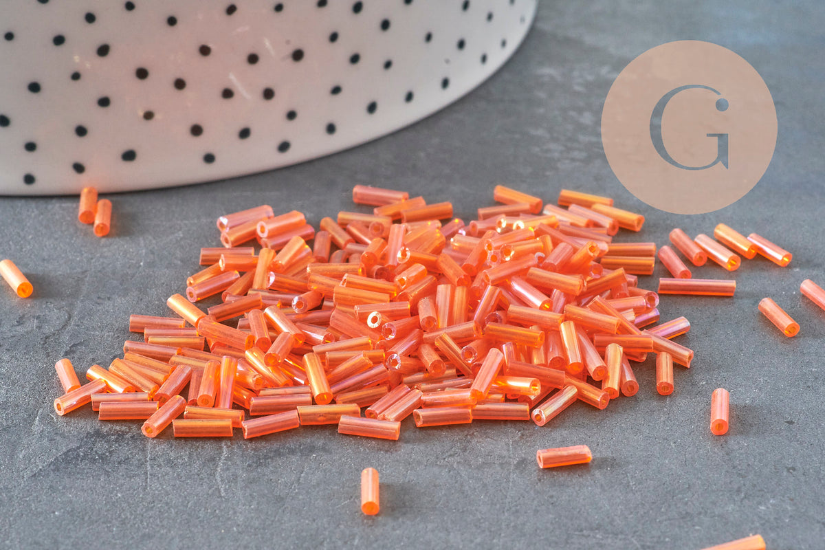 Cuentas de semillas de tubo naranja de 6 mm, x10 g (G2692)