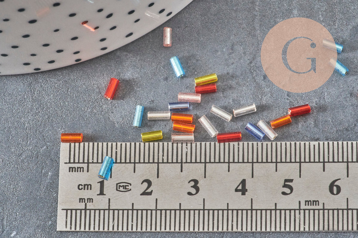 Cuentas rocalla tubulares de vidrio multicolor metalizado 4mm, x10gr (G7889)