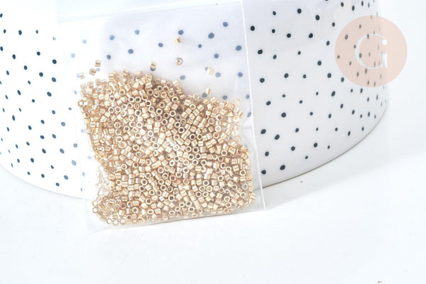 Perles tube or clair métallisé mat façon Delica miyuki, x1 Sachet 8g (G7777)
