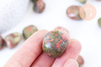 Pierre unakite naturelle brut roulé 22-30mm, pierre naturelle, litotherapie, unakite naturelle, x20gr (G5777)