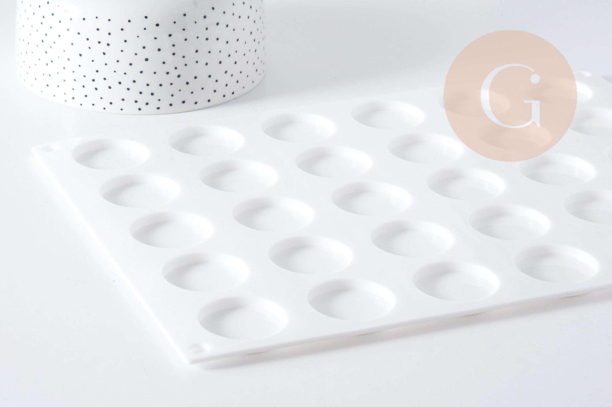Tapis en silicone pour sceau de cire avec 30 cavités, x1 (G8915)