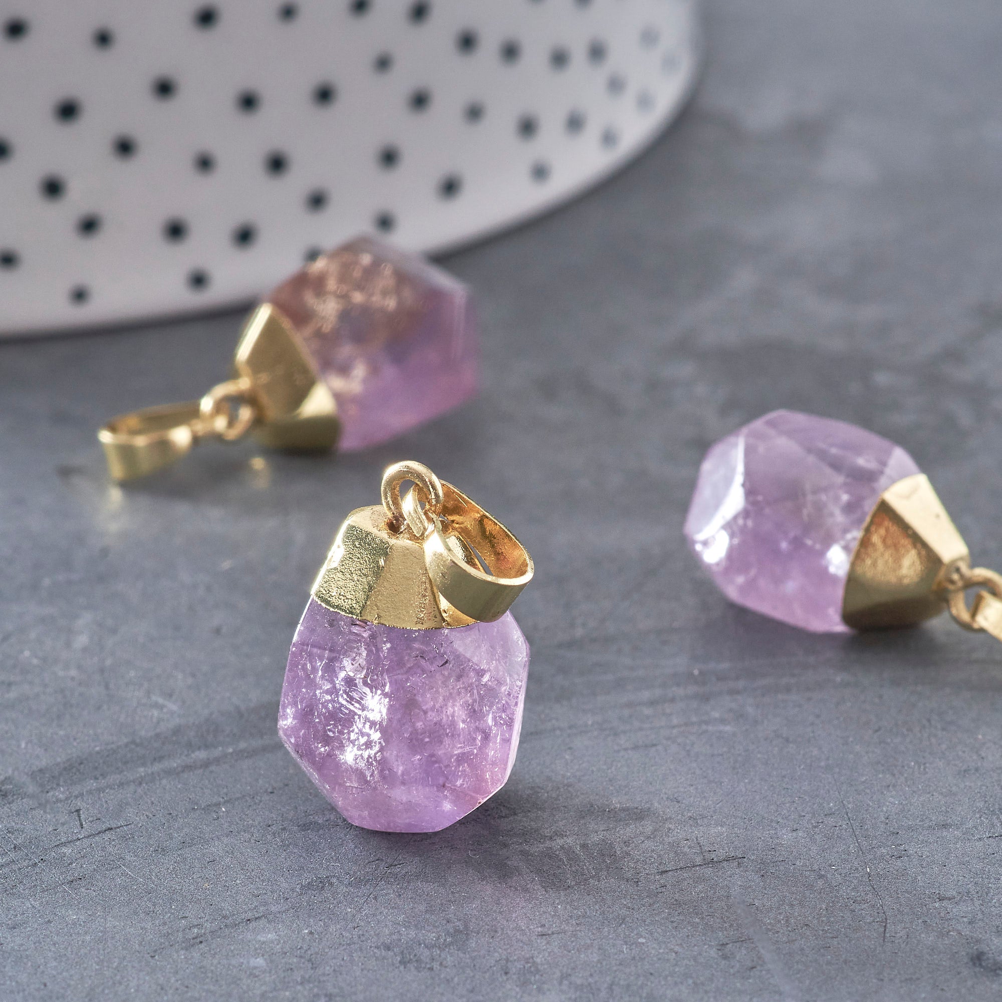 Pendentifs pierre