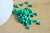 grosses perles rocaille vert ,fournitures pour bijoux, perles rocaille vertes, vert opaque, lot 10g, diamètre 4mm G3816