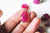 Pendentif goutte agate rose, pendentif pierre, support doré, création bijoux, pierre naturelle, création bijoux, 23.5mm, l'unité G4510