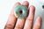 Pendentif donut agate verte mousse,pendentif bijoux pierre nature pendentif agate,pendentif pierre,agate naturelle,30mm,l'unité G3983