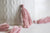 Pompon rose clair coton,décoration pompon,accessoire coton, pompon boucles,fabrication bijoux,coton rose,25-31mm,les 5,g2769